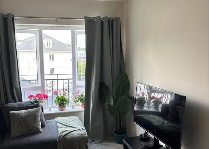 Warm And Spacious 1 Bed 公寓